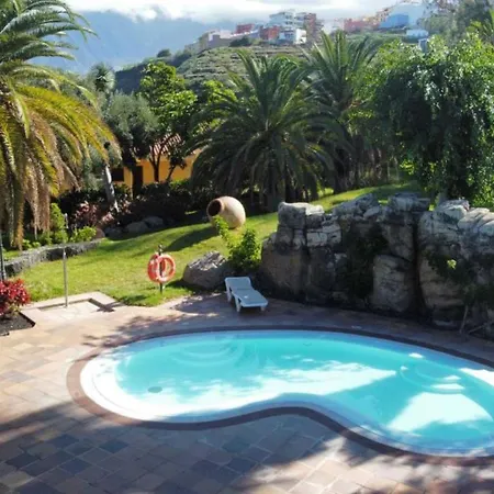 Apartment Ap1 With Pool, Great View, Nearby Beach Y Free Wifi In All Common Areas Los Realejos